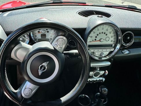 Used 2010 MINI Cooper Convertible image 11