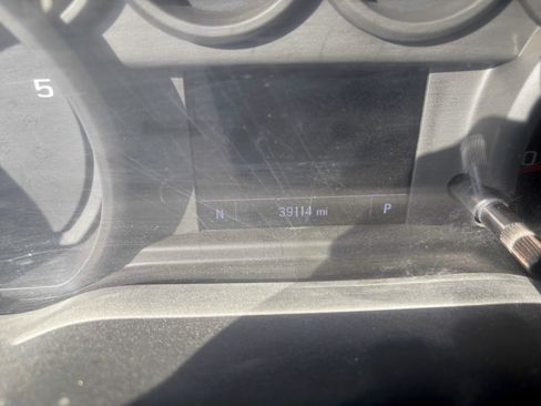 Used 2024 GMC Sierra 3500 Pro w/ Convenience Package image 8