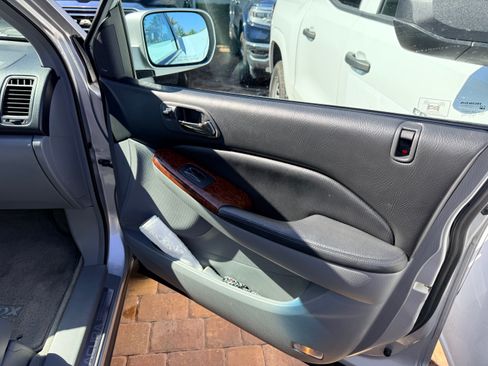 Used 2005 Acura MDX Touring image 20