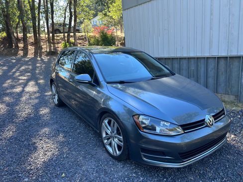 Used 2015 Volkswagen Golf TDI SEL FWD image 1
