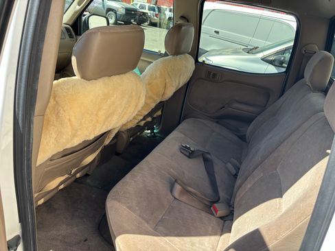 Used 2004 Toyota Tacoma PreRunner w/ Convenience Pkg RWD image 14