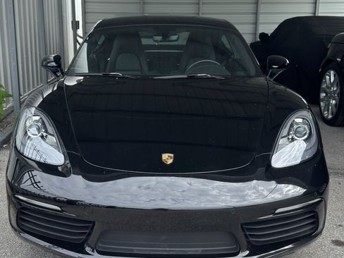 Used 2018 Porsche 718 Cayman image 5