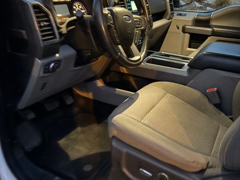 Used 2017 Ford F150 XLT w/ Equipment Group 301A Mid image 18