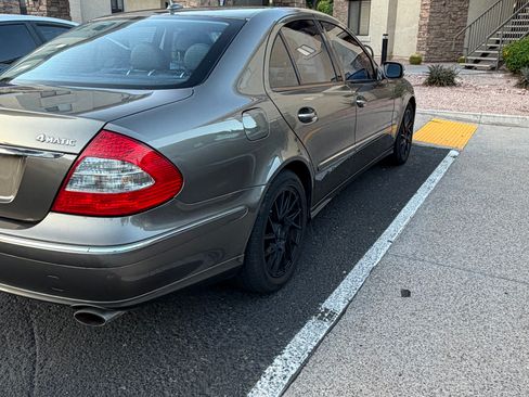 Used 2008 Mercedes-Benz E 350 4MATIC Sedan image 8