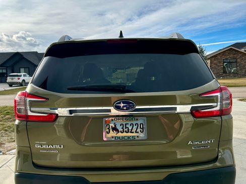 Used 2023 Subaru Ascent Limited w/ Technology Package image 8