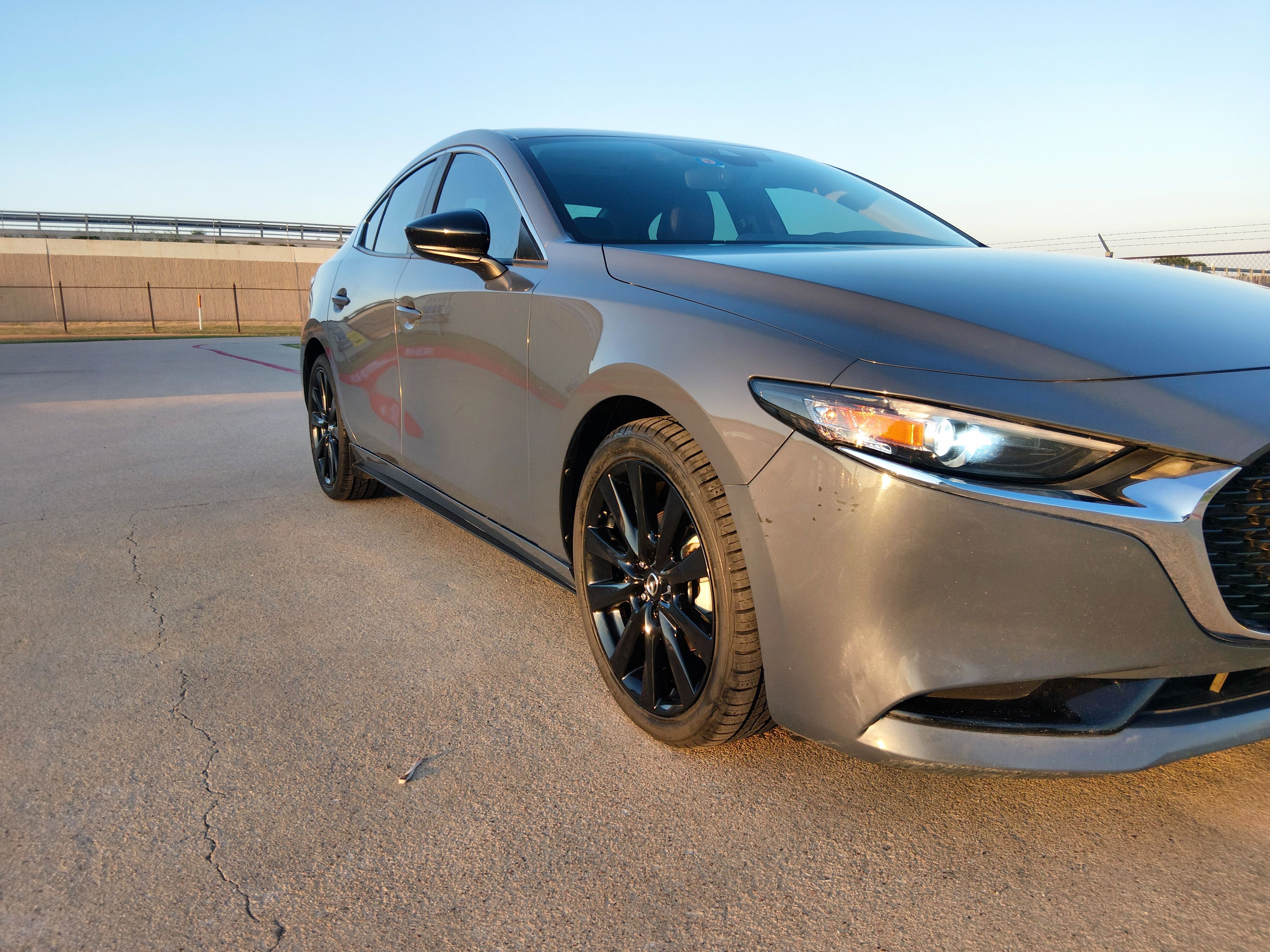 Used 2022 MAZDA MAZDA3 s FWD image 12