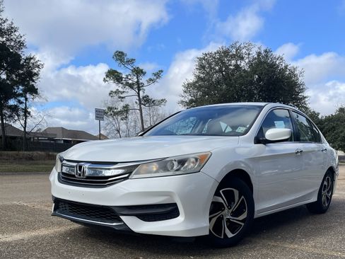 Used 2016 Honda Accord LX image 1