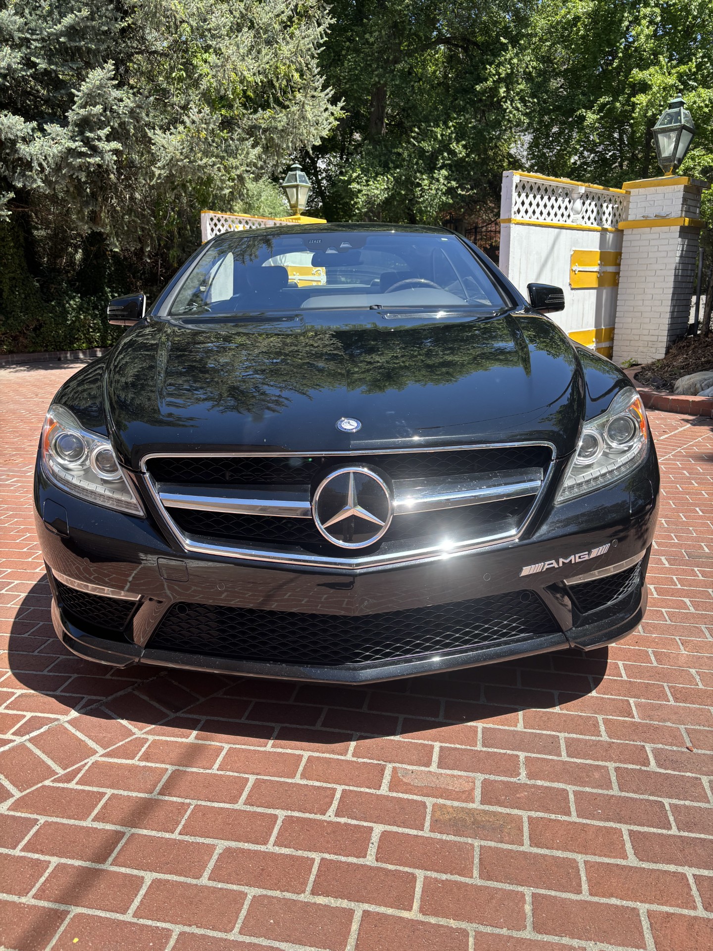 Used 2012 Mercedes-Benz CL 63 AMG image 2