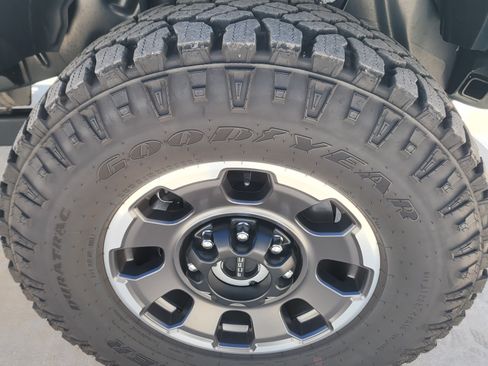 Used 2023 Ford F250 Lariat w/ Lariat Ultimate Package image 26