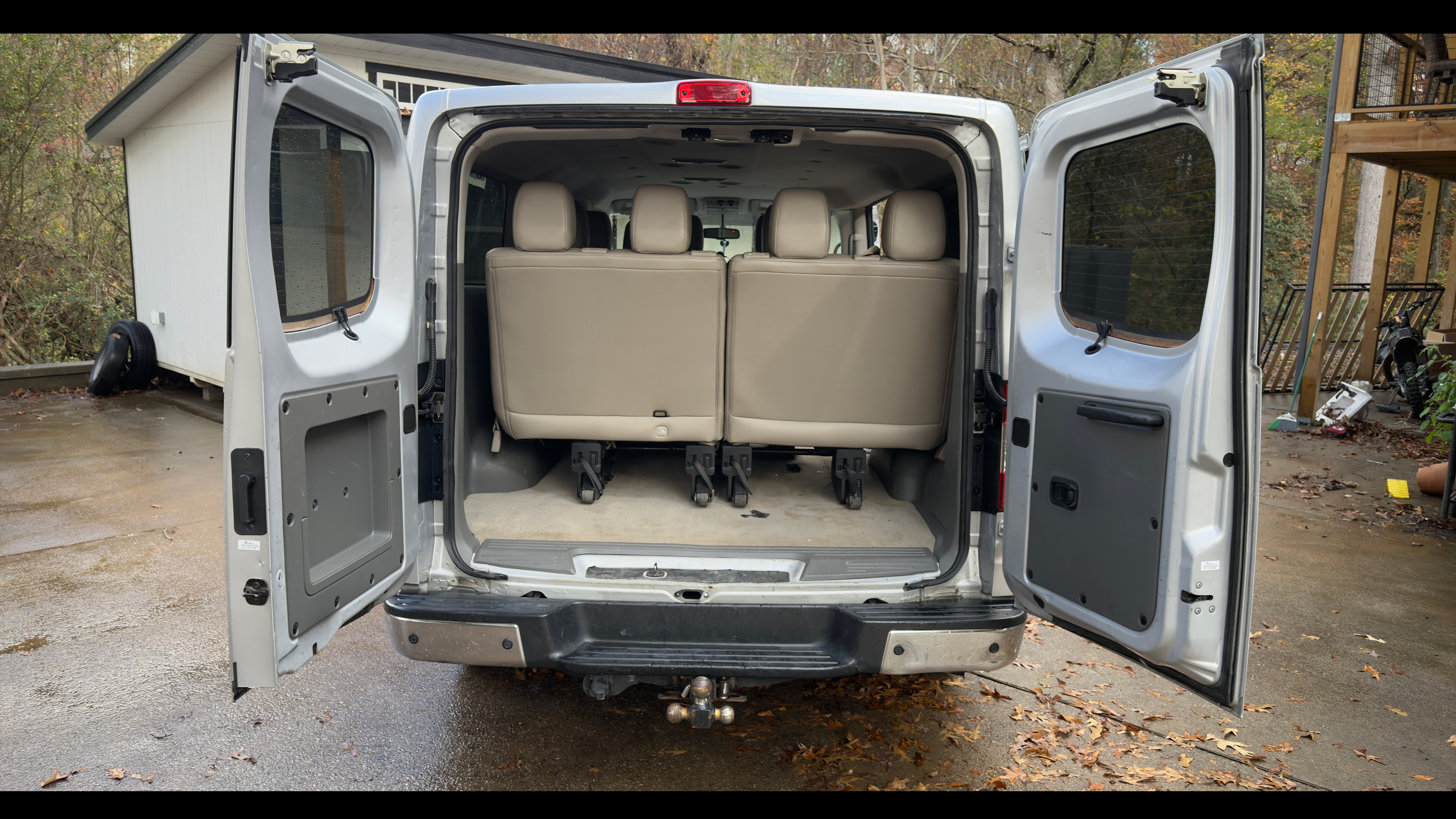 Used 2019 Nissan NV 3500 SL RWD image 11