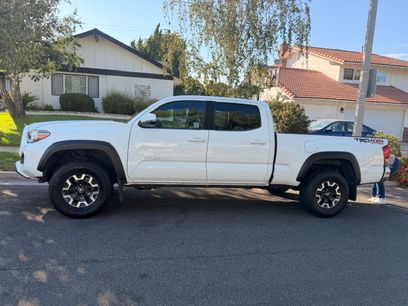 Used 2017 Toyota Tacoma TRD Off-Road w/ Tow Package