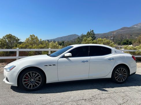 Used 2017 Maserati Ghibli image 8