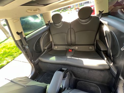 Used 2011 MINI Cooper Hardtop FWD image 12