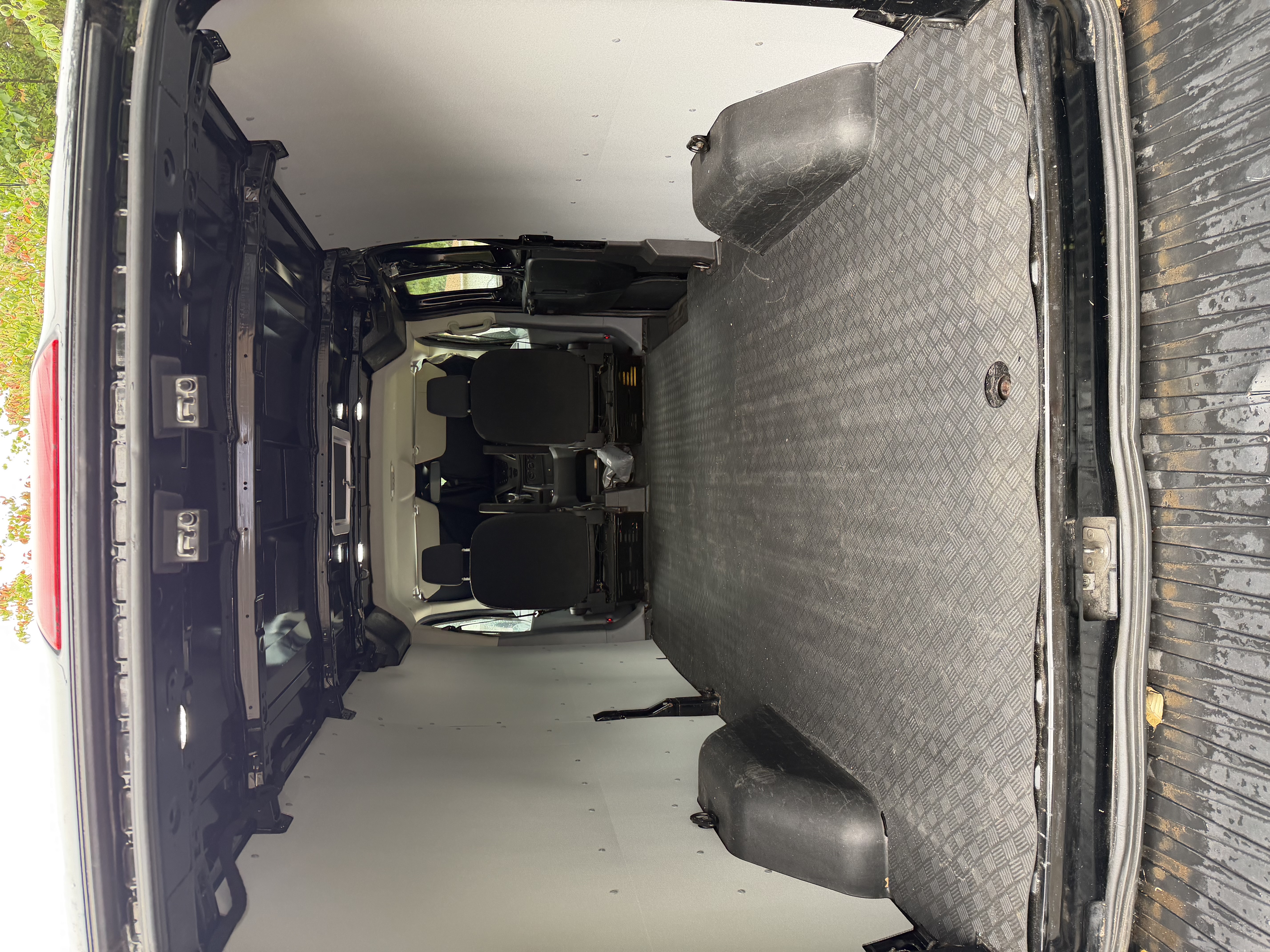 Used 2019 Ford Transit 150 148 Low Roof RWD image 11