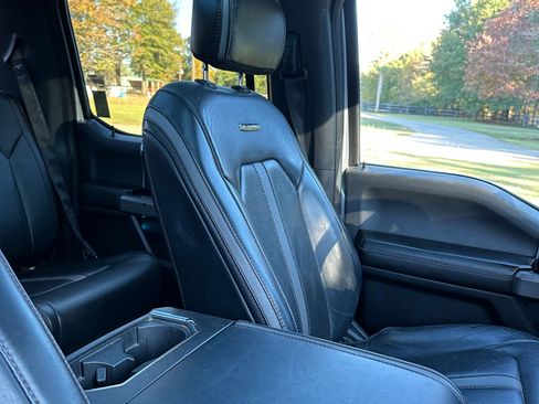 Used 2018 Ford F150 Platinum w/ Equipment Group 701A Luxury image 14