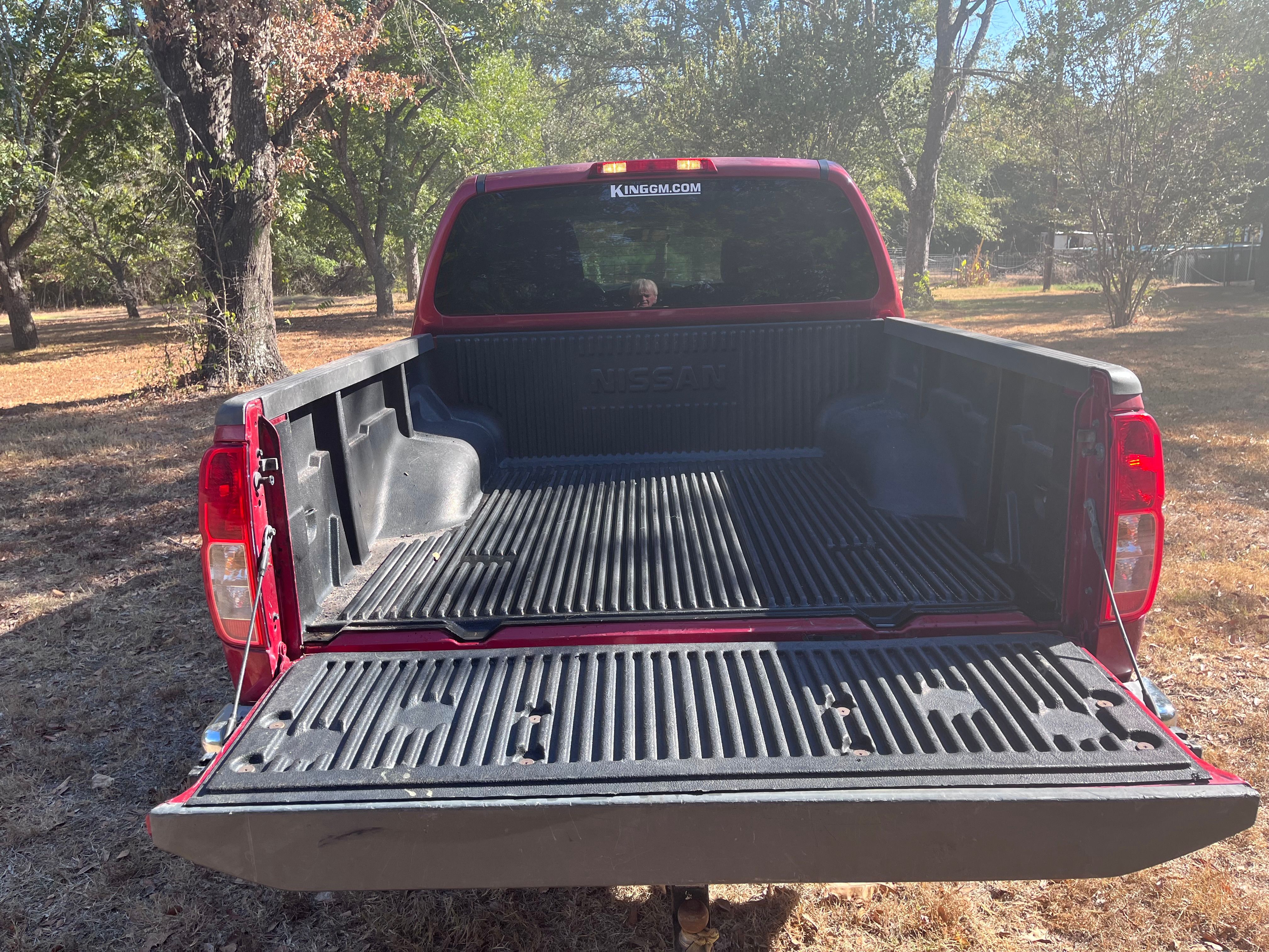 Used 2013 Nissan Frontier SV AWD/4WD image 4