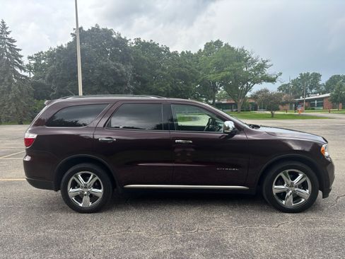 Used 2012 Dodge Durango Citadel w/ Trailer Tow Group IV AWD/4WD image 2