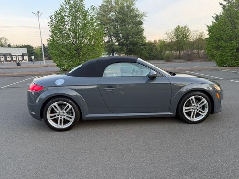 Used 2016 Audi TT 2.0T w/ Technology Package AWD/4WD image 2