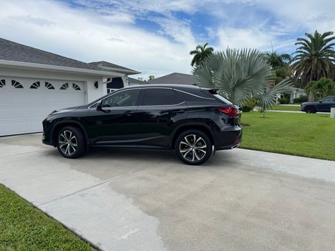 Used 2022 Lexus RX 350 FWD w/ Premium Package image 4