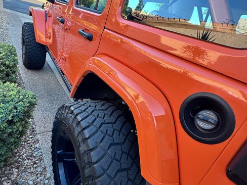 Used 2025 Jeep Wrangler Unlimited Sport AWD/4WD image 9