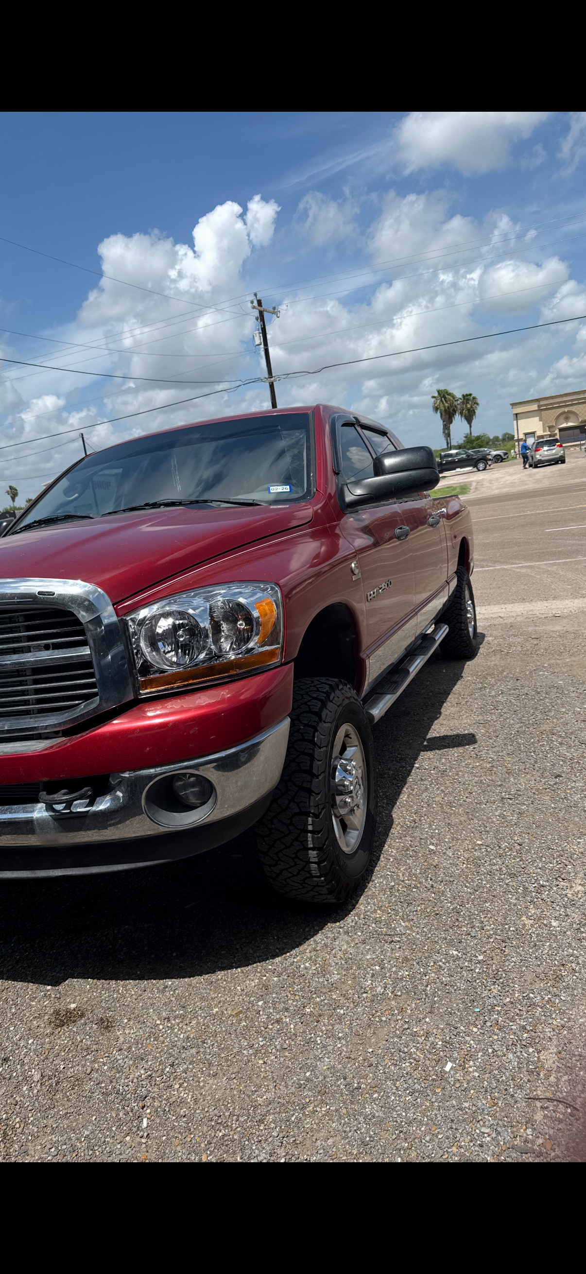 Used 2006 Dodge Ram 2500 Truck SLT AWD/4WD image 2