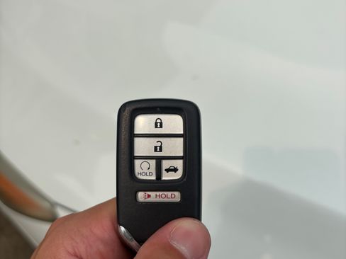 Used 2017 Honda Accord EX image 15