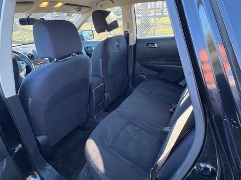 Used 2009 Nissan Rogue S image 4