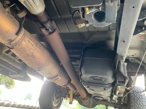 Used 2016 Ford F250 XLT w/ Snow Plow Prep Package image 14