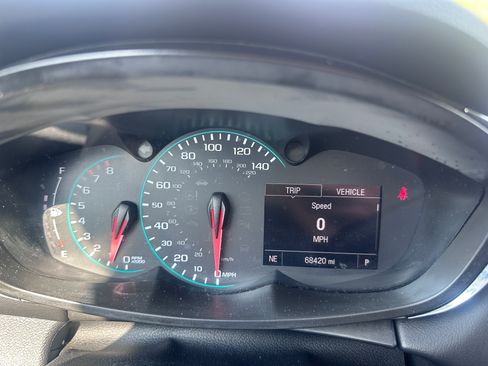 Used 2018 Chevrolet Trax LS AWD/4WD image 17