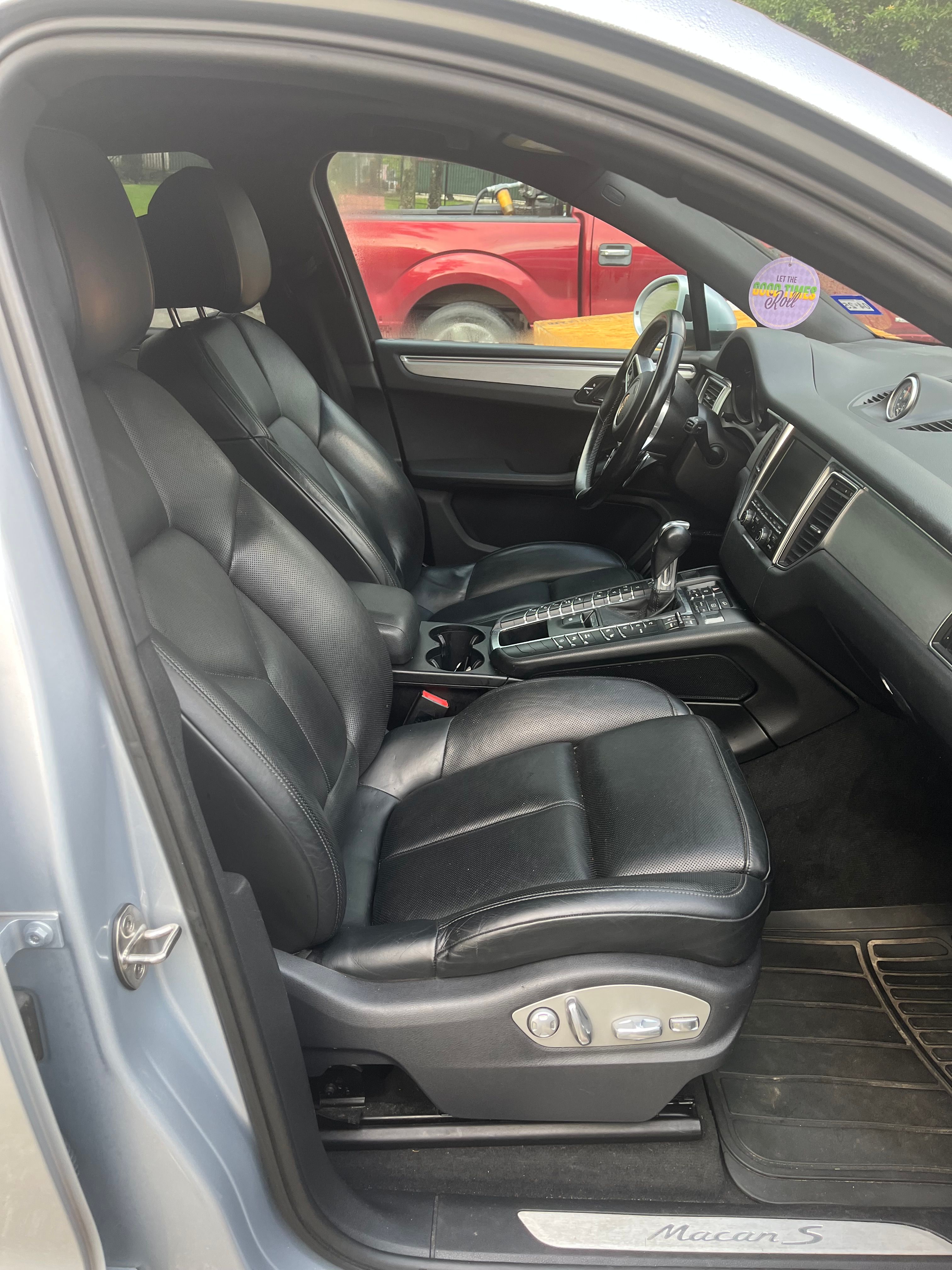 Used 2015 Porsche Macan S AWD/4WD image 18