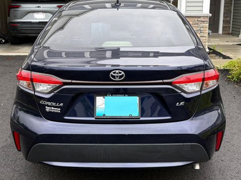 Used 2020 Toyota Corolla LE FWD image 5