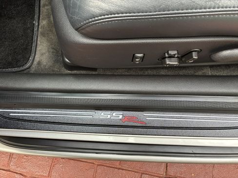 Used 2005 Chevrolet SSR w/ Preferred Equipment Group RWD image 13
