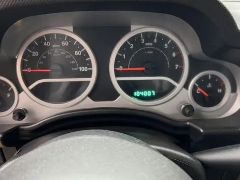 Used 2009 Jeep Wrangler Unlimited Rubicon w/ Dual Top Group image 24