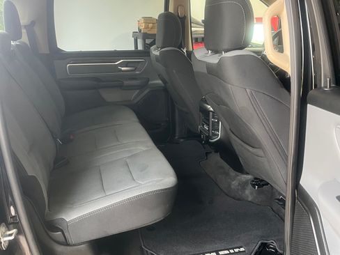 Used 2020 RAM 1500 Big Horn AWD/4WD image 12