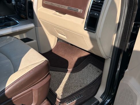 Used 2018 RAM 1500 Laramie Longhorn w/ Longhorn Southfork Package image 22