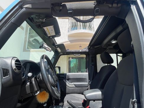 Used 2016 Jeep Wrangler Unlimited Sport AWD/4WD image 11