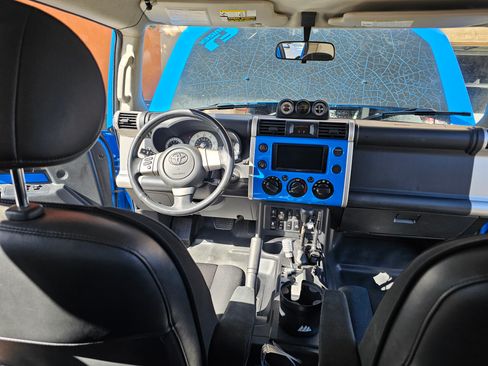 Used 2008 Toyota FJ Cruiser 4WD image 13