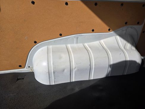 Used 2021 Nissan NV 2500 SV image 26