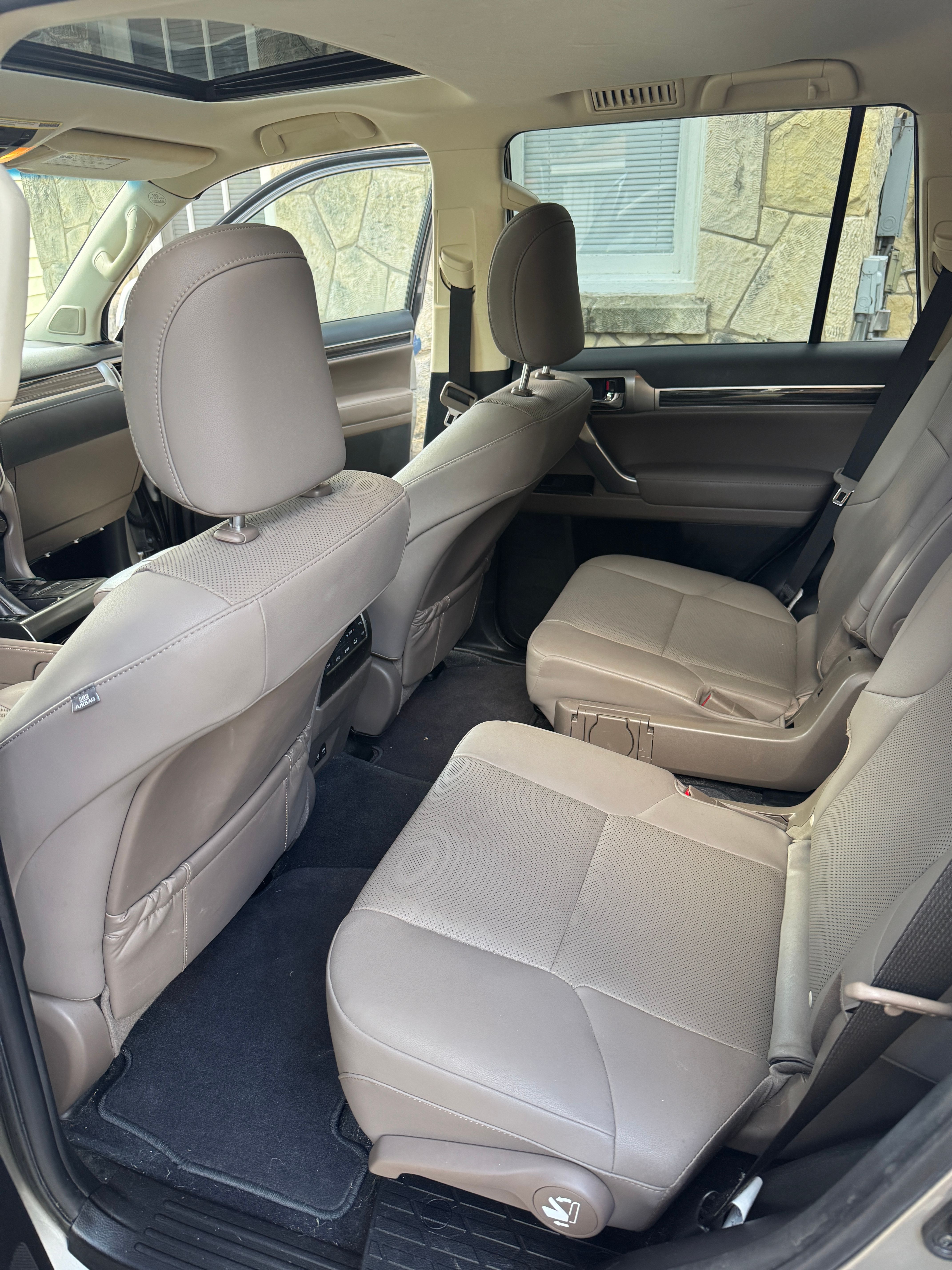 Used 2022 Lexus GX 460 Premium AWD/4WD image 16