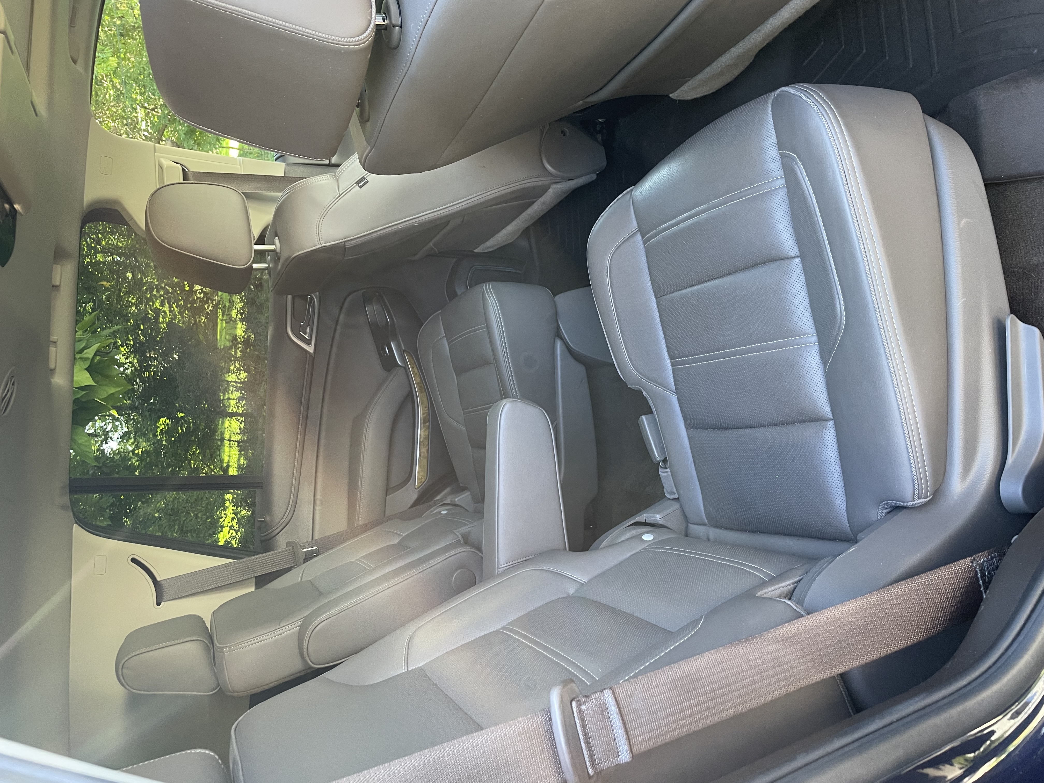 Used 2017 GMC Yukon Denali w/ Open Road Package AWD/4WD image 10