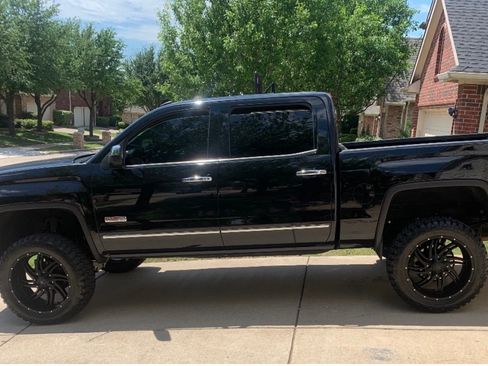 Used 2014 GMC Sierra 1500 SLT w/ All-Terrain Package AWD/4WD image 1