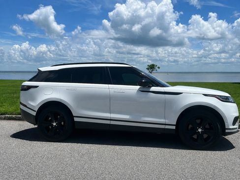Used 2021 Land Rover Range Rover Velar S AWD/4WD image 6