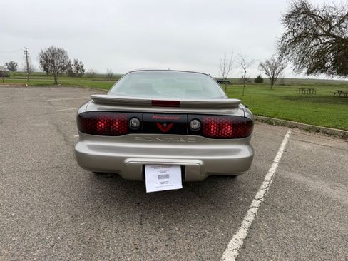 Used 2002 Pontiac Firebird Coupe 2D w/ Opt Pkg image 4