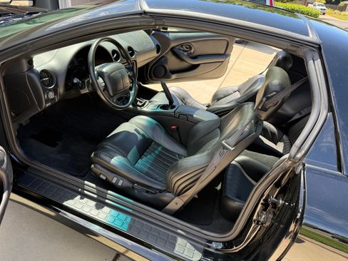 Used 2002 Pontiac Firebird Trans Am RWD image 15