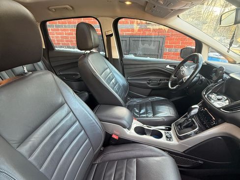 Used 2015 Ford C-MAX Energi SEL w/ Equipment Group 302A image 10