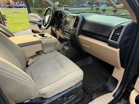 Used 2015 Ford F150 XLT w/ Equipment Group 302A Luxury image 13