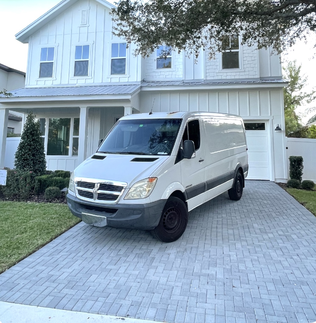 Used 2007 Dodge Sprinter 2500 RWD image 1