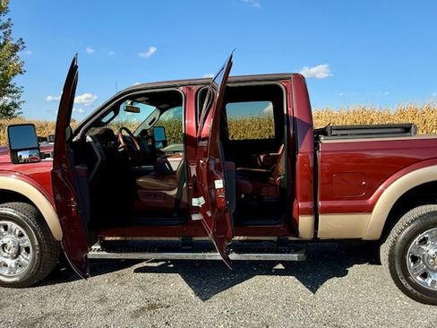 Used 2012 Ford F250 King Ranch w/ King Ranch w/Chrome Pkg AWD/4WD image 10