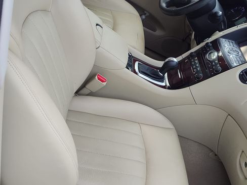 Used 2017 INFINITI QX50 2WD w/ Premium Plus Package image 12