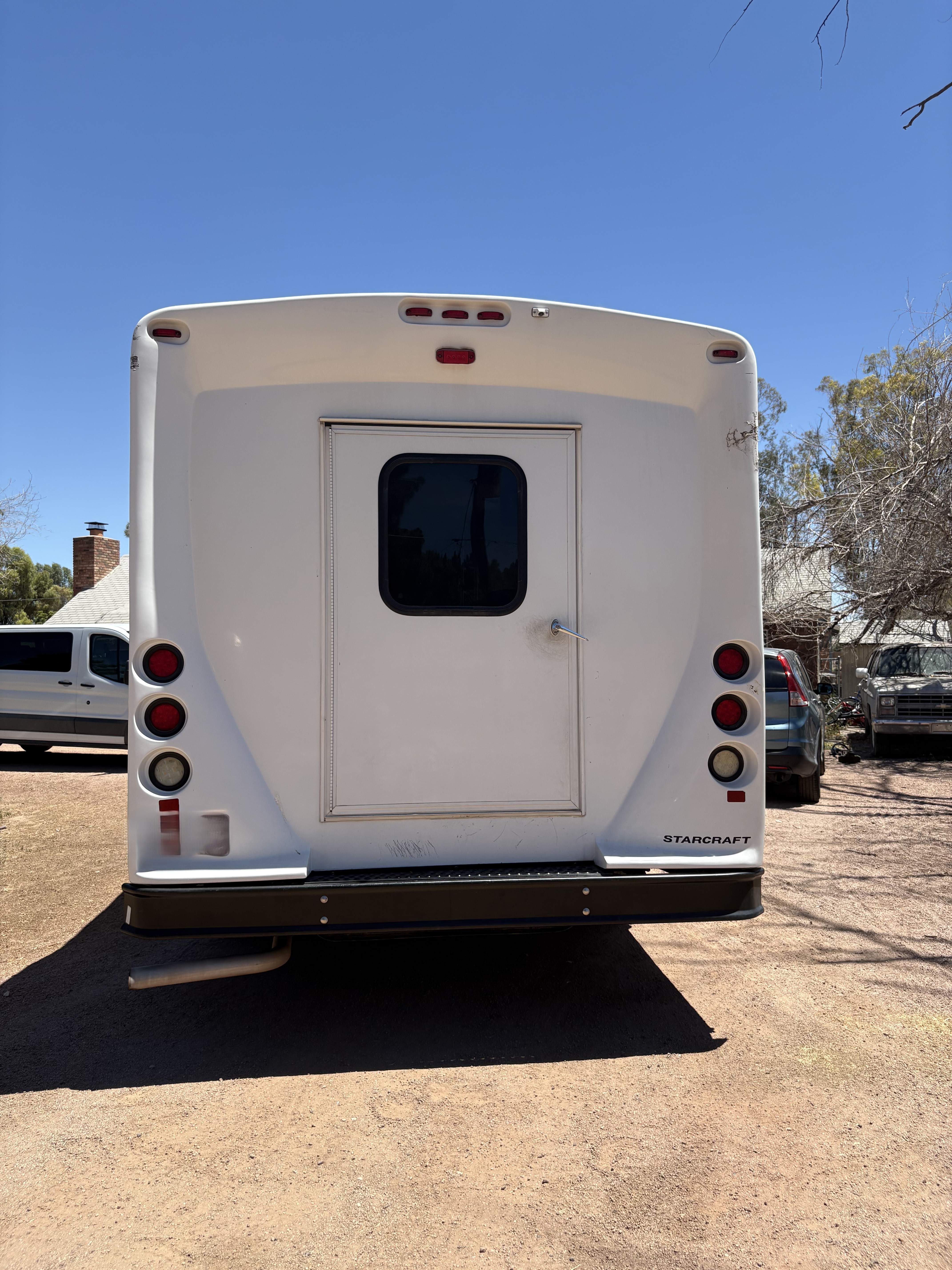 Used 2017 Ford E-350 and Econoline 350 Super Duty w/ Shuttle Bus Prep Package RWD image 4
